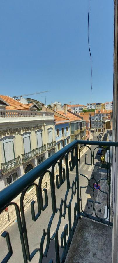 Portuguese Apartment In The Heart Of Lisboa Екстериор снимка